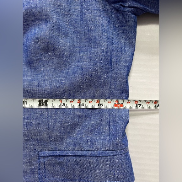 J Crew Size 4 Chambray Schoolboy Blazer Blue Linen. Size 8P label is incorrect. - Picture 10 of 12